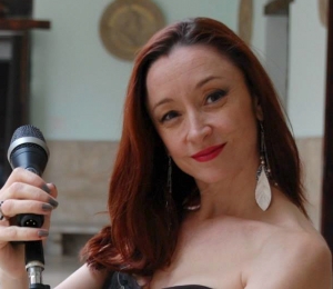 Nuestra gata, Luisa Burgals “Buga”